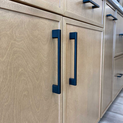 10’’ Matte Black Cabinet Pull H8372 224MB Hardware