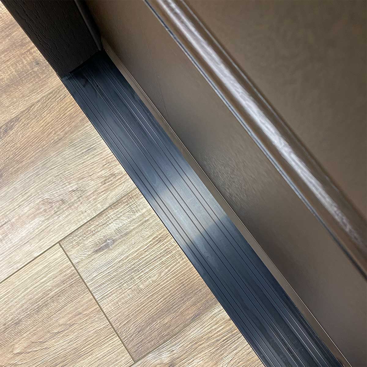 Hometown 36 in. x 80 in. 3/4 Lite Decorative Glass Stained Dark Walnut Prehung Fiberglass Exterior Door with Brickmold