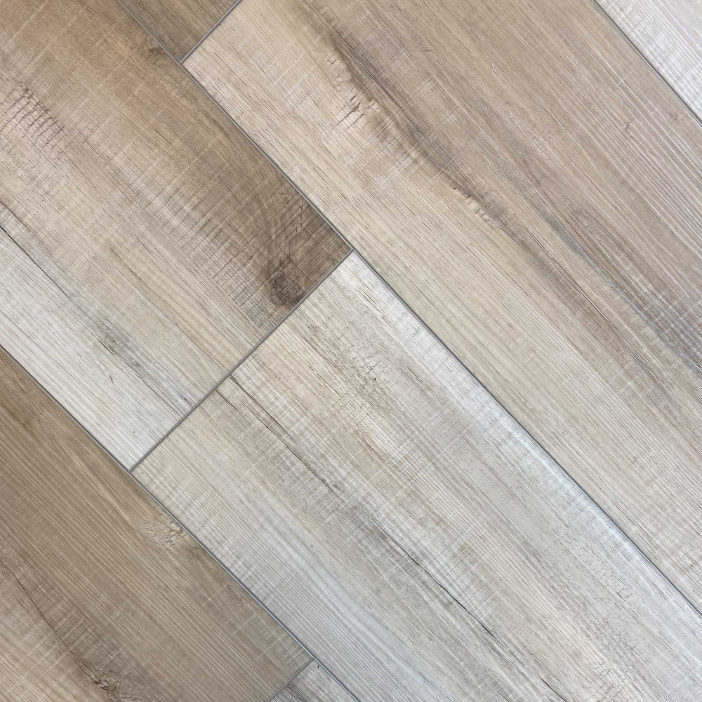 Chestnut SPC Rigid Luxury Vinyl Waterproof Flooring 6.5 mm with Padding